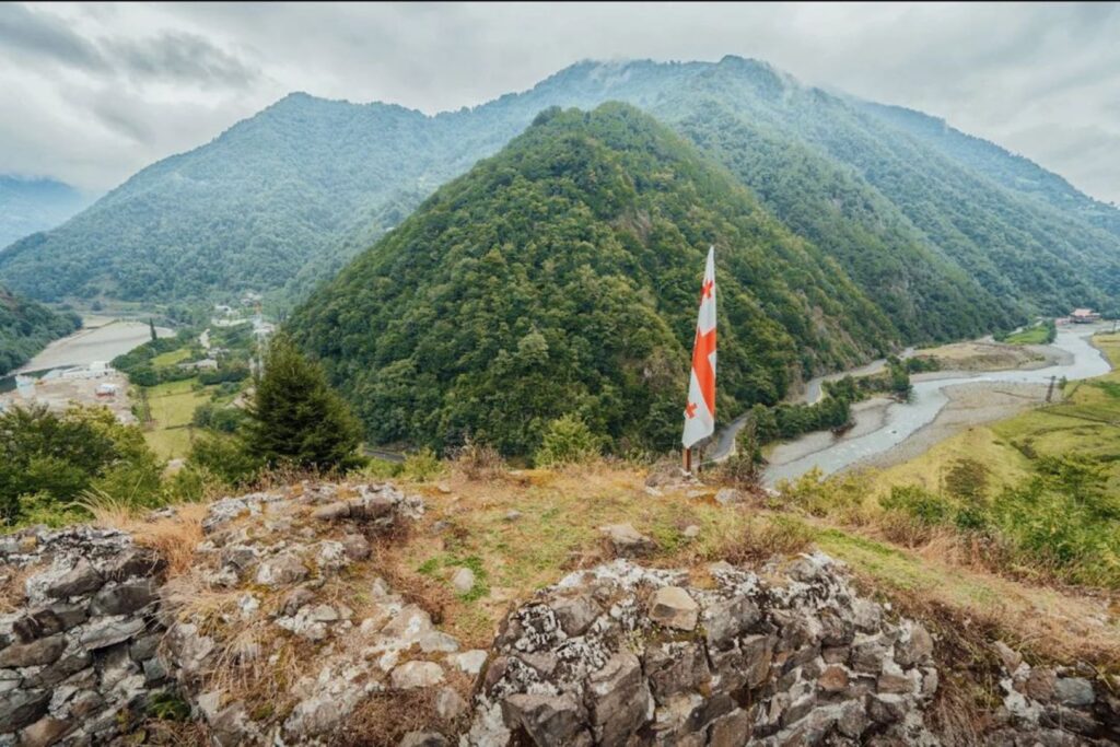 Экскурсия в Мачахельское ущелье из Батуми